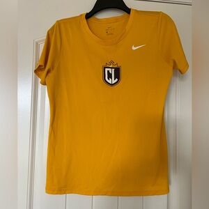 Nike Cal Lutheran Top - yellow - women’s medium